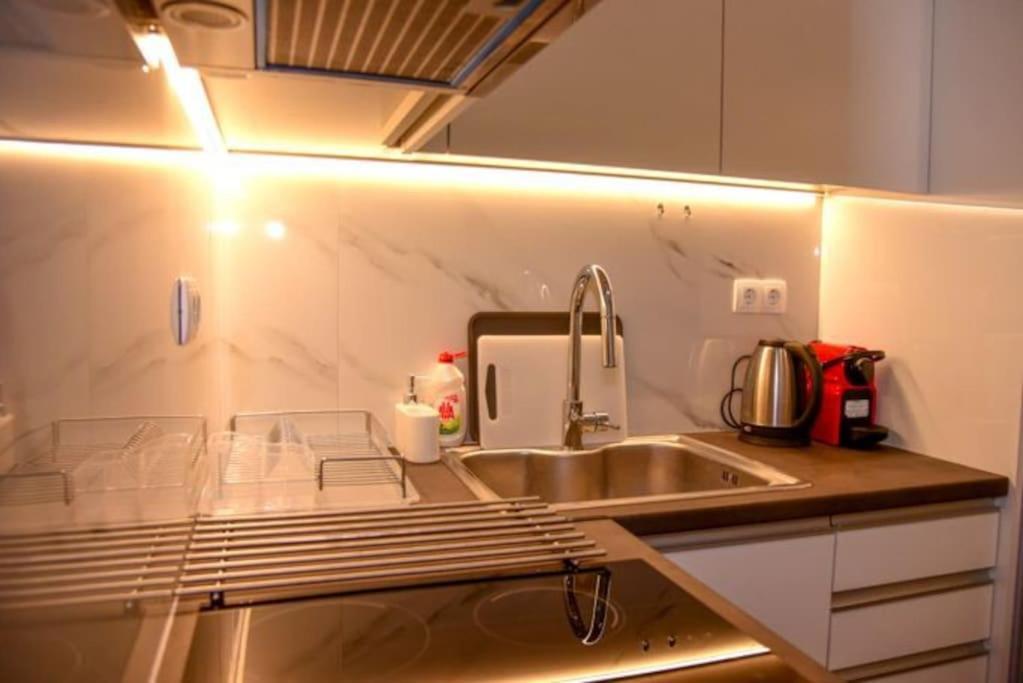 Ομορφο Διαμερισμα Apartment Athens Exterior photo